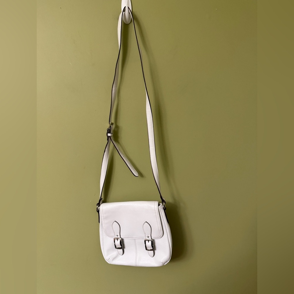 Tignanello White Adjustable Crossbody Bag Leather Purse Satchel Magnetic Closure